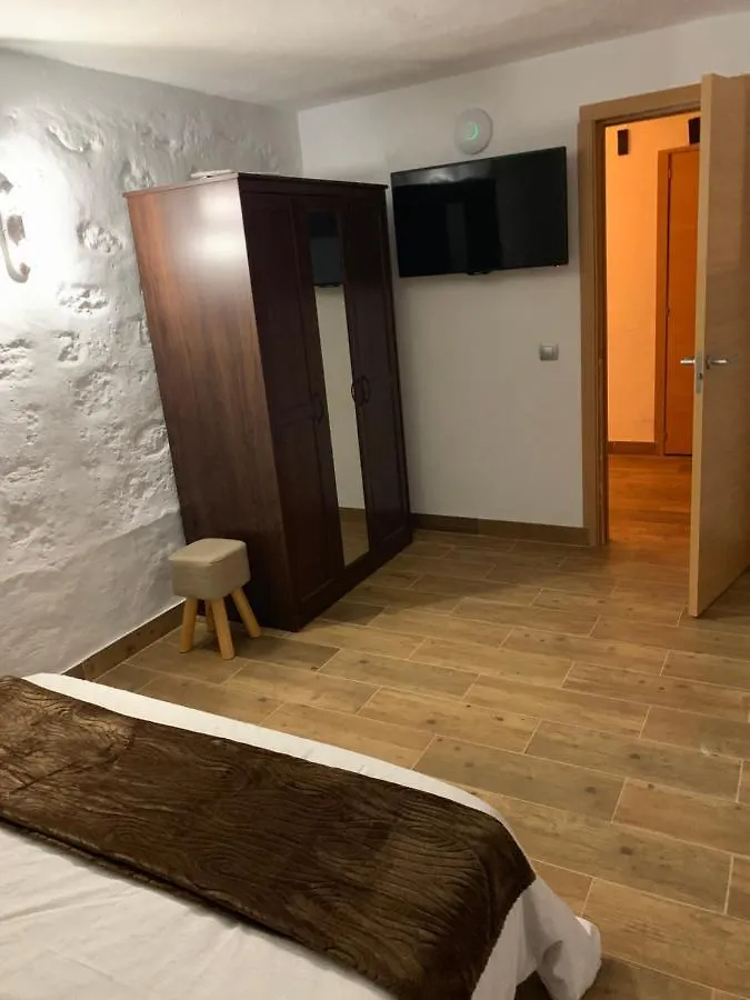 Gospodarstwo wiejskie Pensjonat Valtisya Pool And Airport Telde Hiszpania