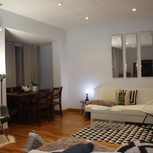 https://charming-aparment-near-sagrada-familia.topbarcelonahotels.com