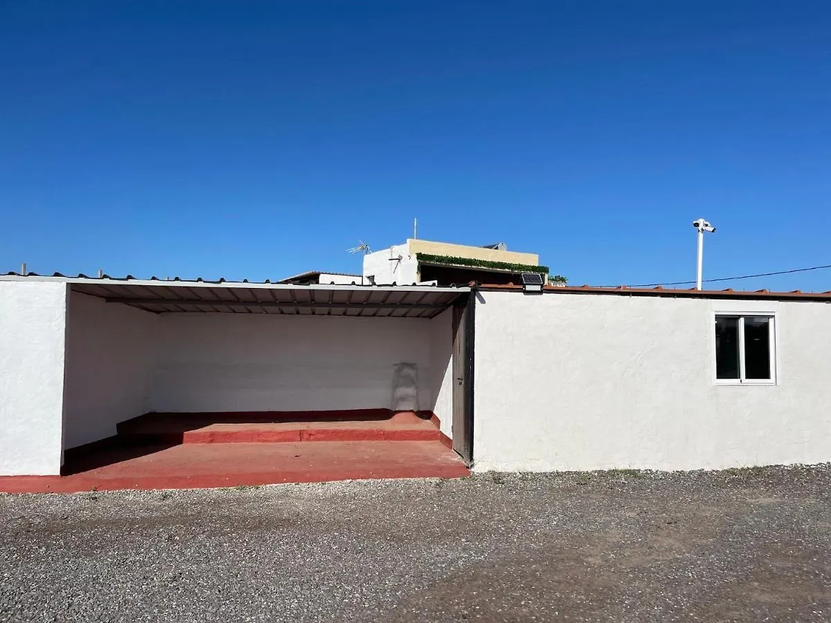 Landhaus Gasthaus Valtisya Pool And Airport Telde