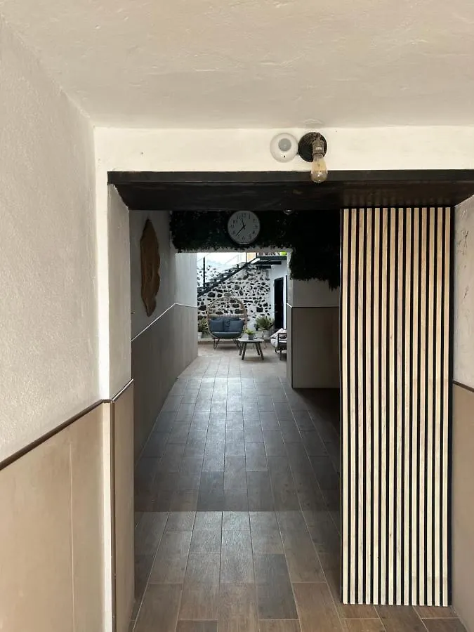 Landhaus Gasthaus Valtisya Pool And Airport Telde Spanien